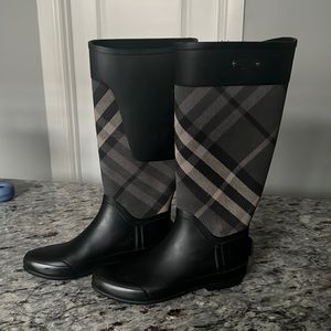 Burberry Black and Gray Plaid Winter Rain Boots